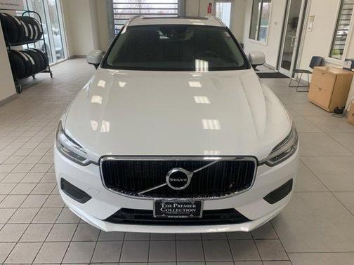 2021 Volvo XC60 T5 Momentum