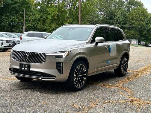 2026 Volvo XC90 B6 Plus 7-Seater