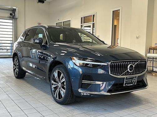 2023 Volvo XC60 Plus