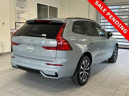 2025 Volvo XC60 B5 Plus