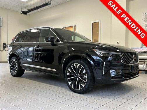 2025 Volvo XC90 B6 Plus 7-Seater