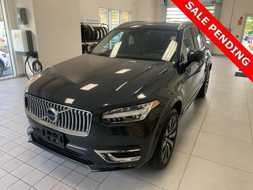 2022 Volvo XC90 T6 Inscription 6 Passenger