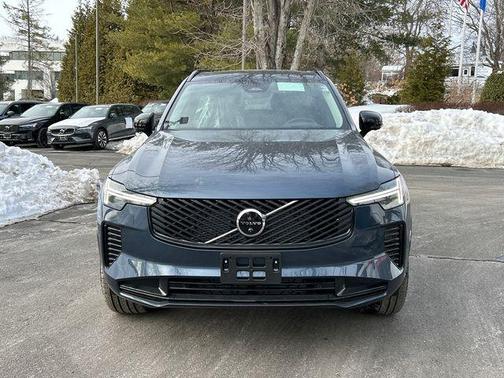 2026 Volvo XC90 B6 Ultra Dark Theme 7-Seater