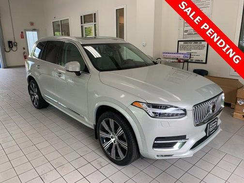 2022 Volvo XC90 T6 Inscription 7 Passenger