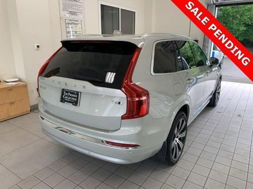 2022 Volvo XC90 T6 Inscription 7 Passenger