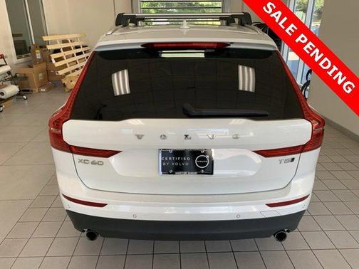 2020 Volvo XC60 T5 Momentum