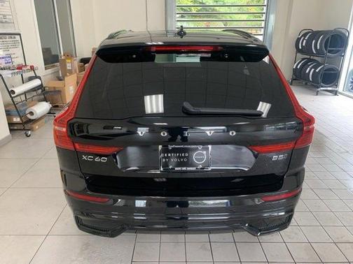 2025 Volvo XC60 B5 Plus