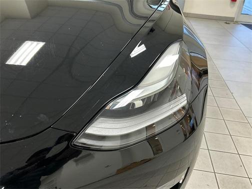 2022 Tesla Model 3 Base