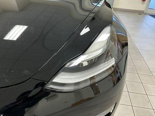 2022 Tesla Model 3 Base