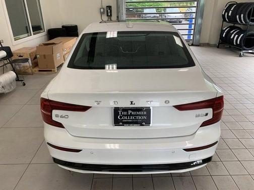2025 Volvo S60 B5 Core