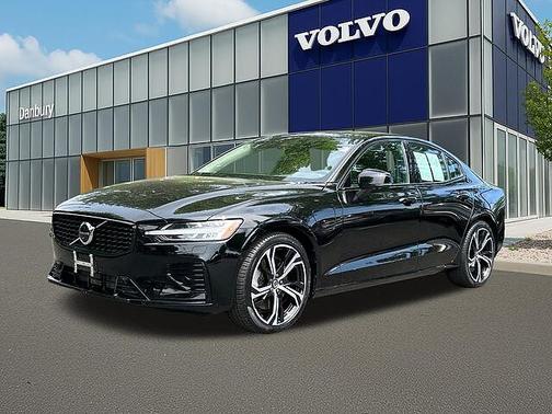 Black Stone 2023 Volvo S60 Plus