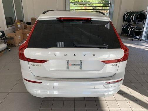 2023 Volvo XC60 B5 Core