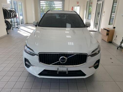 2023 Volvo XC60 B5 Core