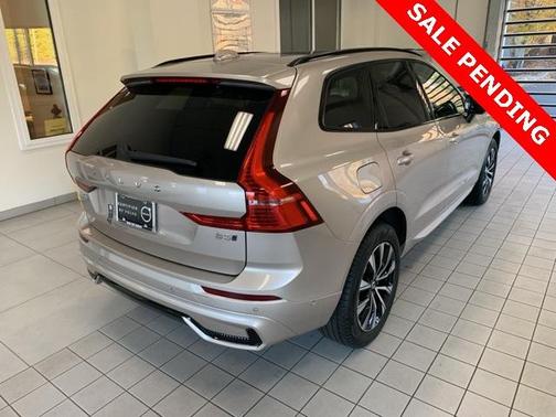 2025 Volvo XC60 B5 Plus