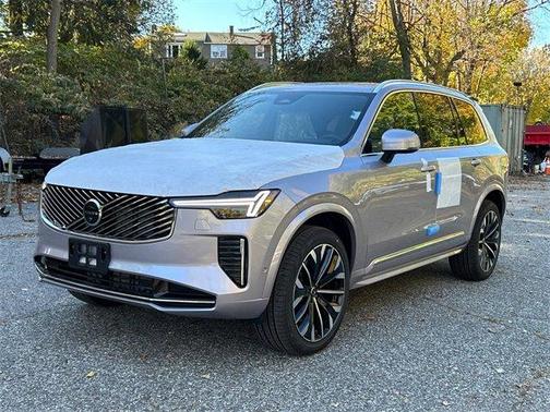 2026 Volvo XC90 B6 Plus 7-Seater