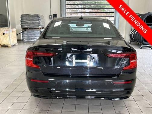 2024 Volvo S60 Recharge Plug-In Hybrid T8 Plus Black Edition