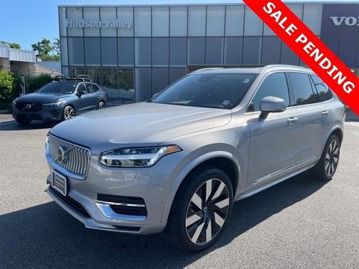 2024 Volvo XC90 Recharge Plug-In Hybrid T8 Plus Bright Theme 7 Passenger