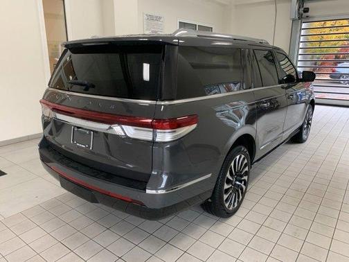 2024 Lincoln Navigator L Black Label