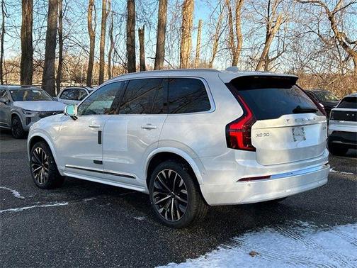 2026 Volvo XC90 B6 Ultra 7-Seater