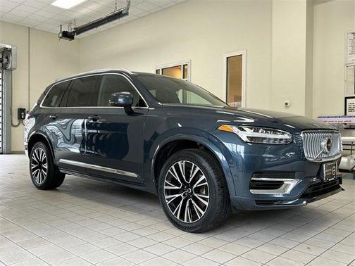 2024 Volvo XC90 Recharge Plug-In Hybrid T8 Plus Bright Theme 7 Passenger