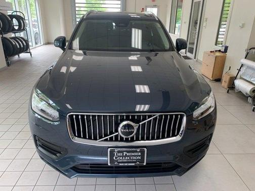 2023 Volvo XC90 B5 Core