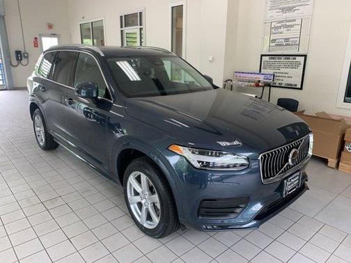 2023 Volvo XC90 B5 Core