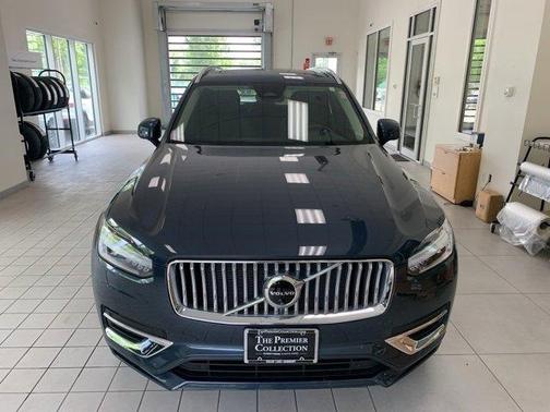 2024 Volvo XC90 Recharge Plug-In Hybrid T8 Plus Bright Theme 7 Passenger
