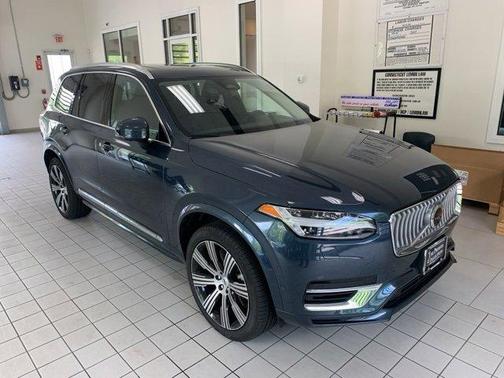 2024 Volvo XC90 Recharge Plug-In Hybrid T8 Plus Bright Theme 7 Passenger