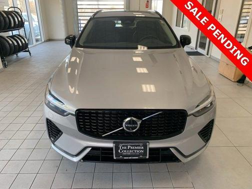 2025 Volvo XC60 B5 Plus