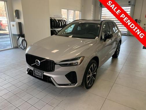 2025 Volvo XC60 B5 Plus