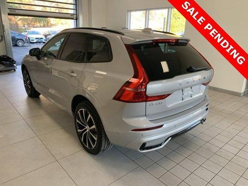 2025 Volvo XC60 B5 Plus