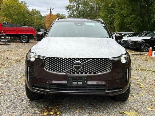 2026 Volvo XC90 B6 Core
