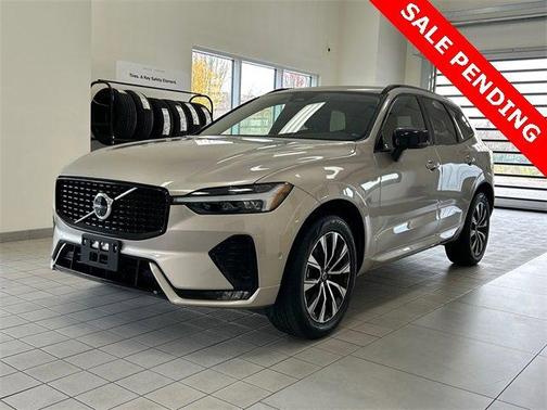 2025 Volvo XC60 B5 Plus