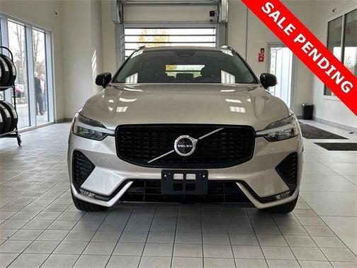 2025 Volvo XC60 B5 Plus