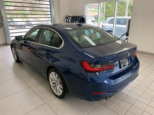 2024 BMW 330 i xDrive