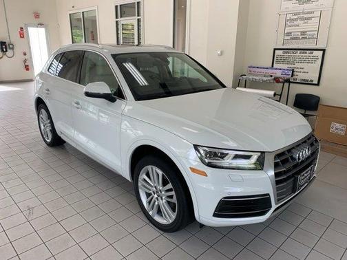 2020 Audi Q5 40 Premium Plus