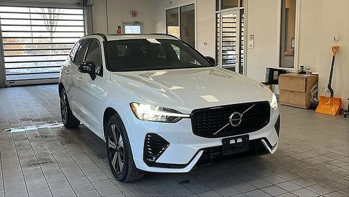 2023 Volvo XC60 Plus