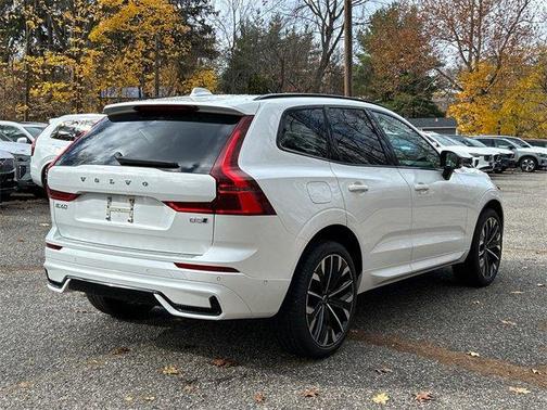 2026 Volvo XC60 B5 Ultra