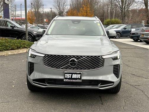 2026 Volvo XC90 Plug-In Hybrid T8 Plus 7-Seater