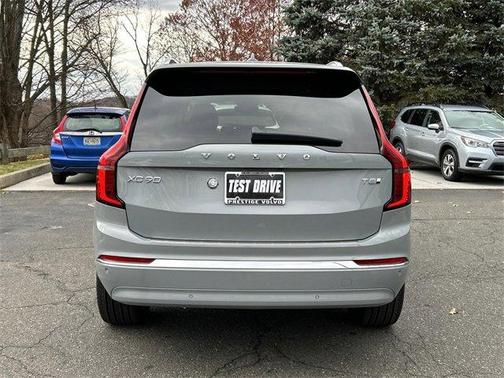 2026 Volvo XC90 Plug-In Hybrid T8 Plus 7-Seater