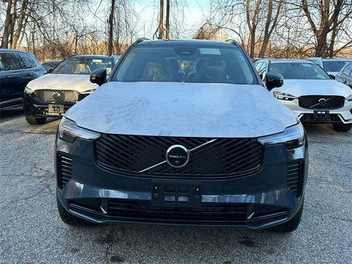 2026 Volvo XC90 B6 Ultra Dark Theme 6-Seater