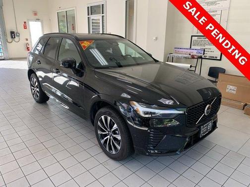 2025 Volvo XC60 B5 Plus