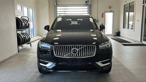 2023 Volvo XC90 Plus