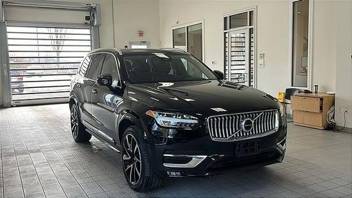 2023 Volvo XC90 Plus