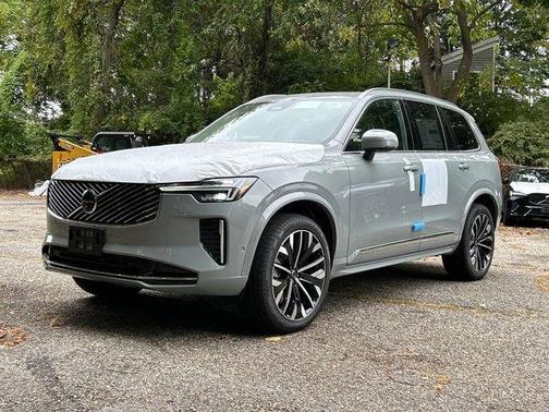 2026 Volvo XC90 B6 Ultra 7-Seater