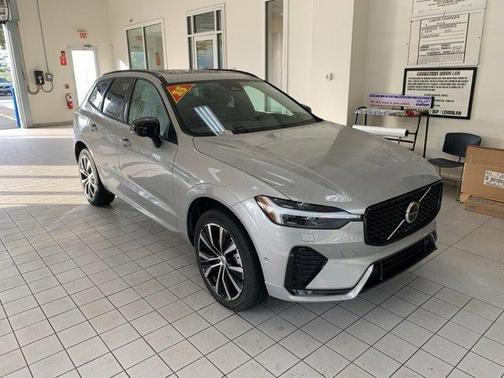 2025 Volvo XC60 B5 Plus