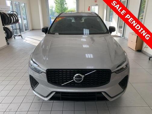 2025 Volvo XC60 B5 Plus