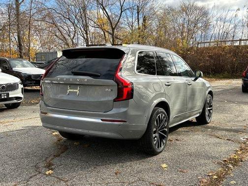 2026 Volvo XC90 B6 Plus 7-Seater