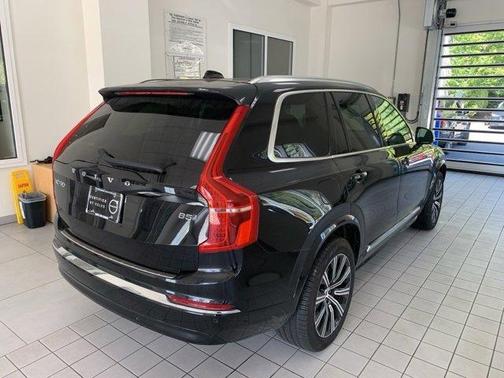 2024 Volvo XC90 B5 Core Bright Theme