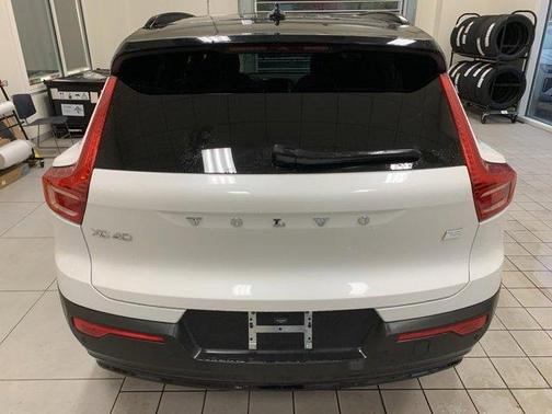 2023 Volvo XC40 Recharge Pure Electric Twin Plus